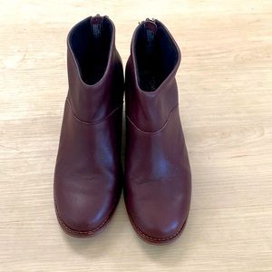 TOMS Leila Leather Ankle Booties